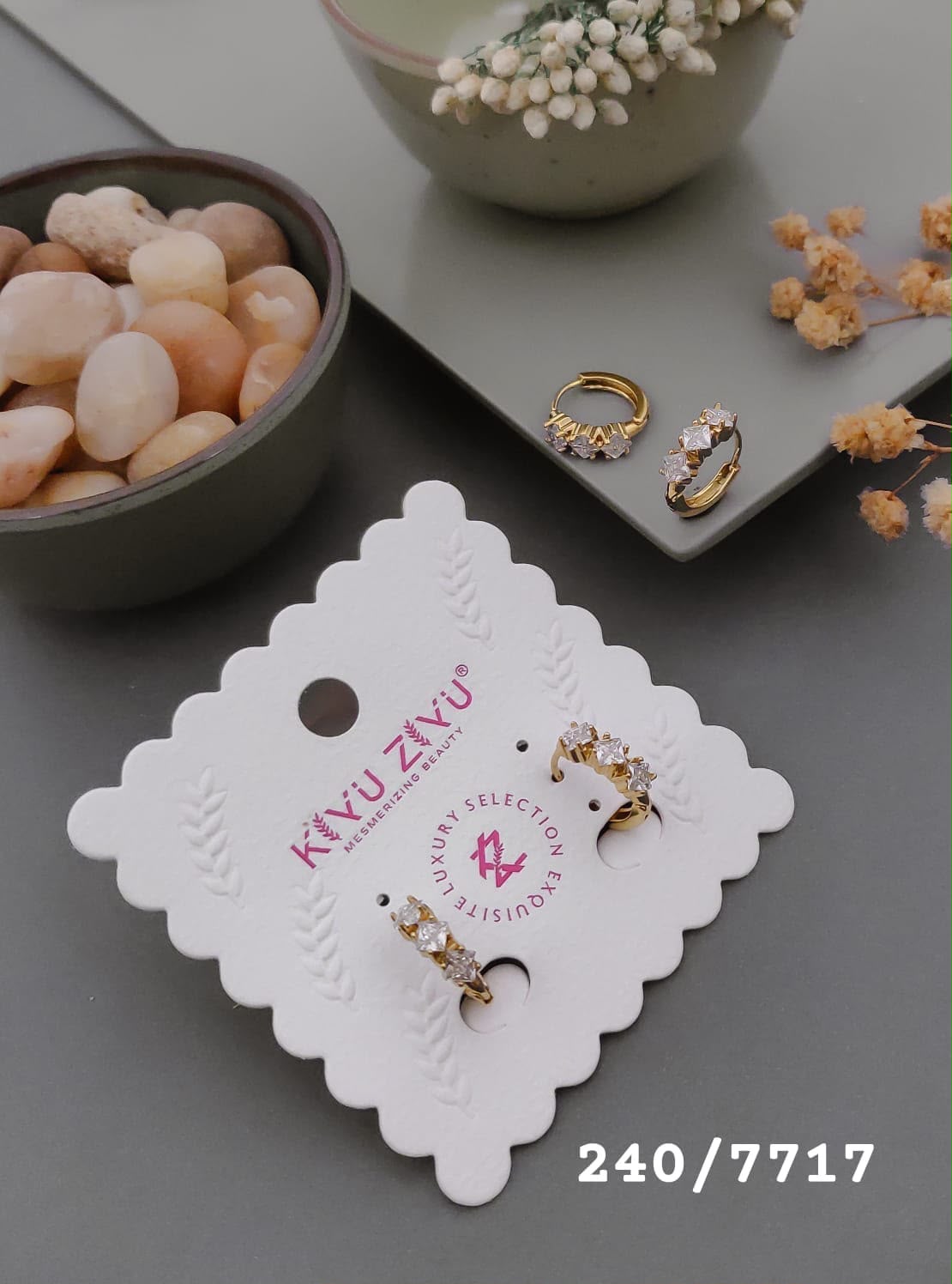 Gold-Tone Crystal Cluster Hoop Earrings – 240/7717